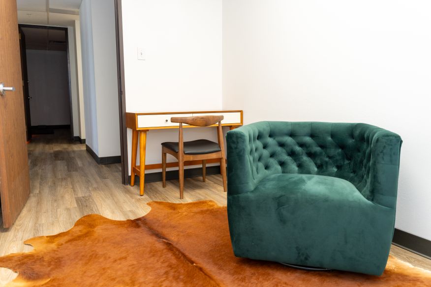 Private therapy room for individual and family sessions at Altura Recovery in Bellaire, Houston