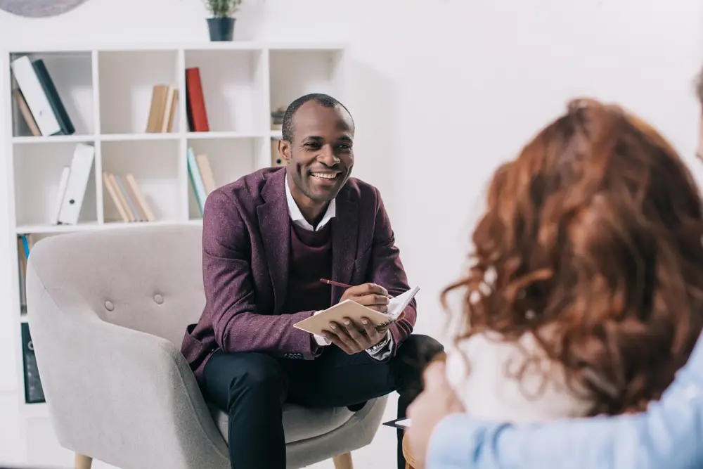 How Therapy and Medication Work Together in Recovery